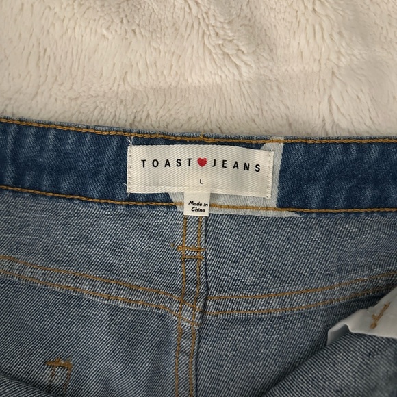 Toast Jeans Denim Shorts - Picture 4 of 4